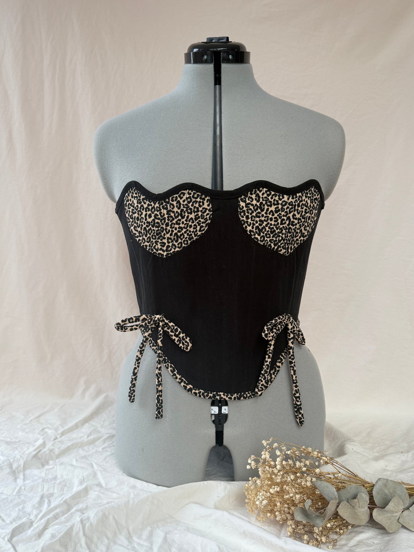 Reworked Black and leopard print hearts cropped back lacing corset -S-M
