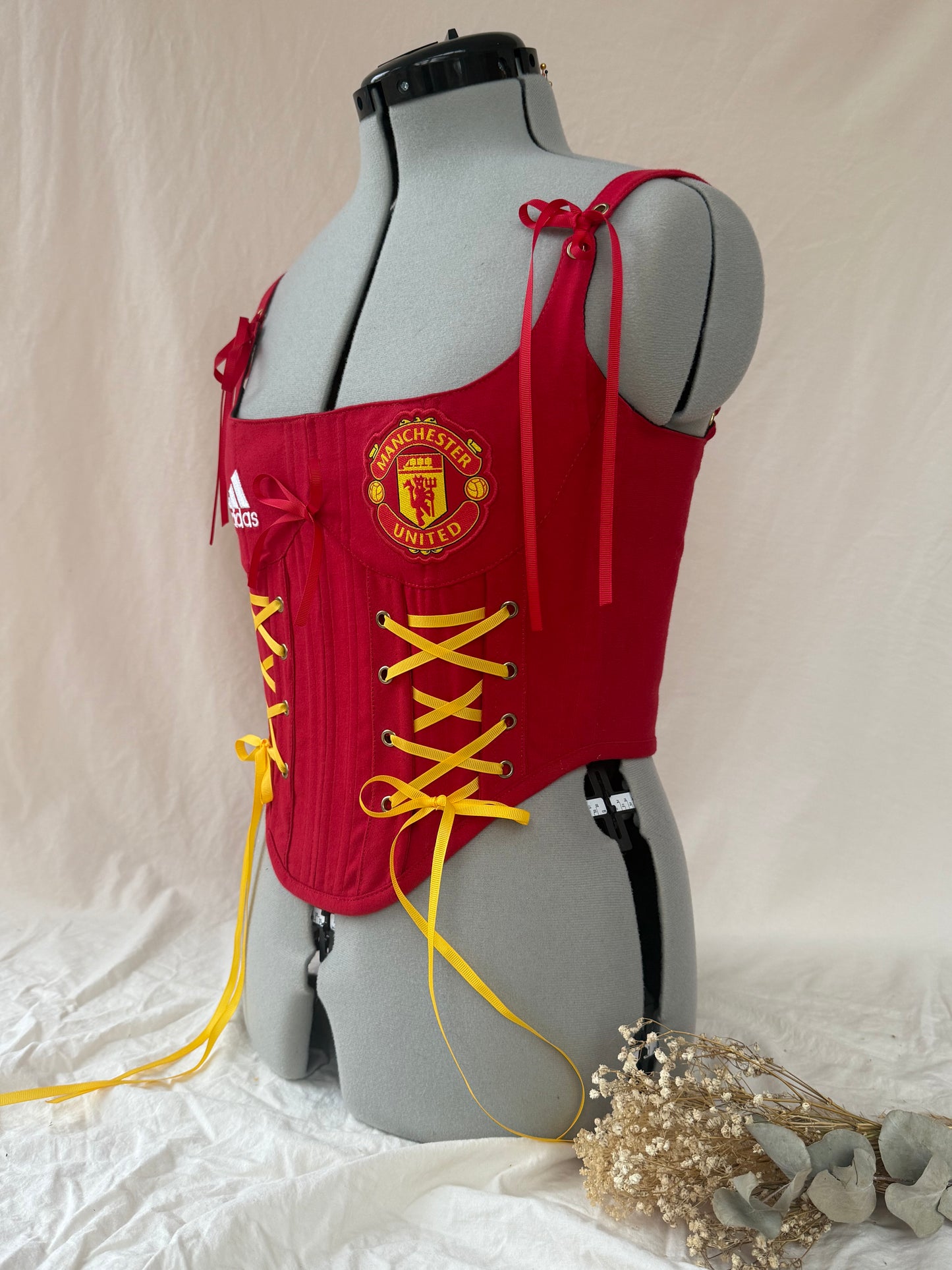 Reworked Man United cropped back lacing corset - S/M