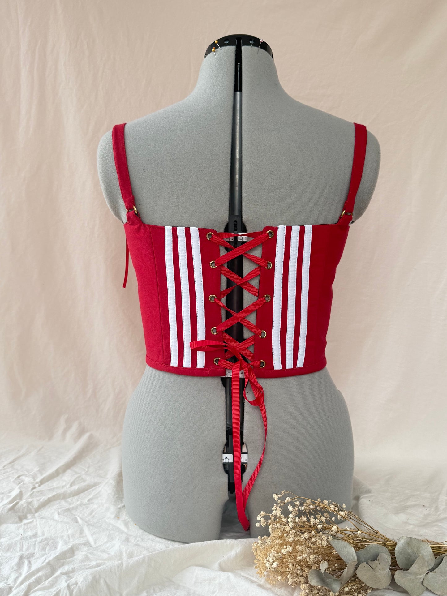 Reworked Man United cropped back lacing corset - S/M