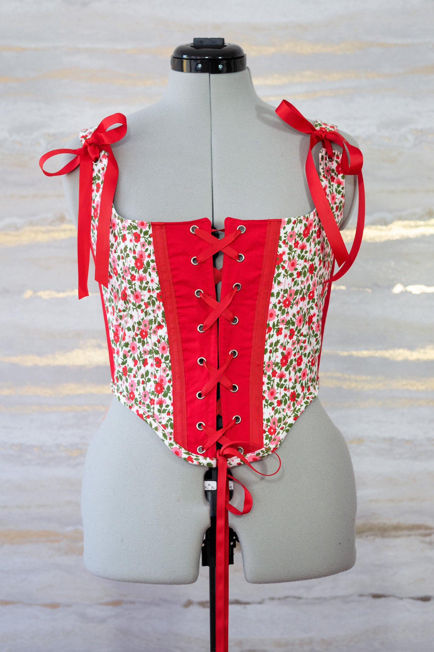 Reworked Red floral cropped front lacing corset - S