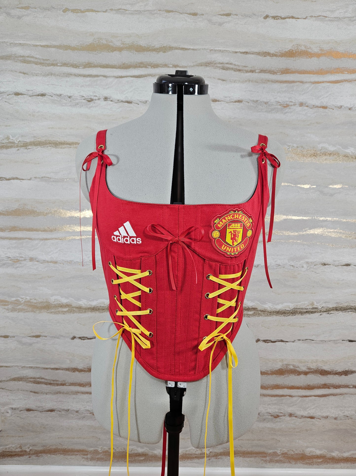 Reworked Man United cropped back lacing corset - S/M