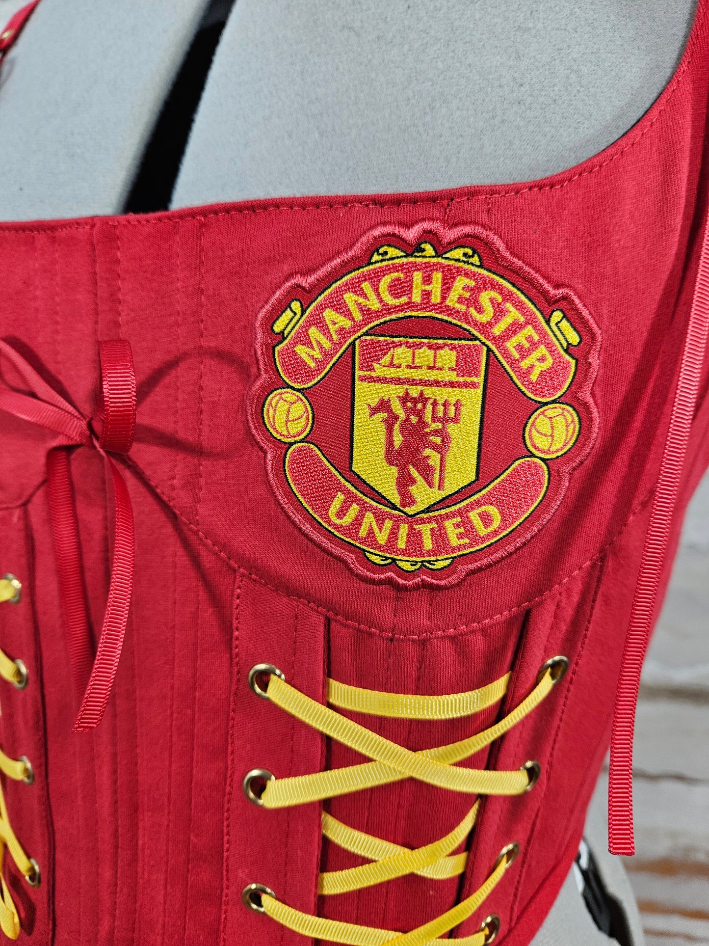 Reworked Man United cropped back lacing corset - S/M